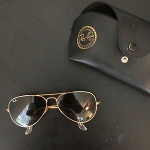 Ray ban aviators women’s in green and gold